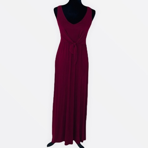 SO Dresses & Skirts - SO Women’s Maxi Dress Tie Front Burgundy Sleeveless X-Small Pullover V-Neck